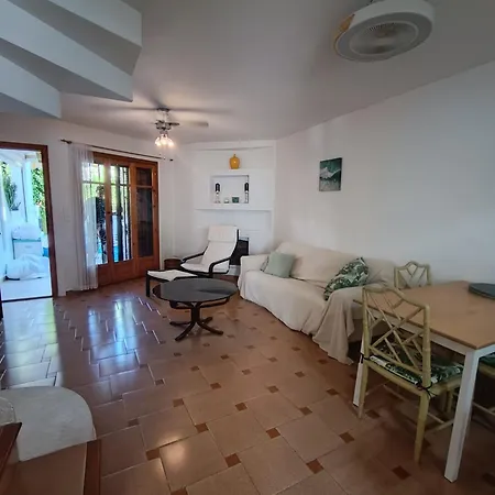 Charming Bungalow-beach-pool-cabo Roig-pmt21 오리후엘라